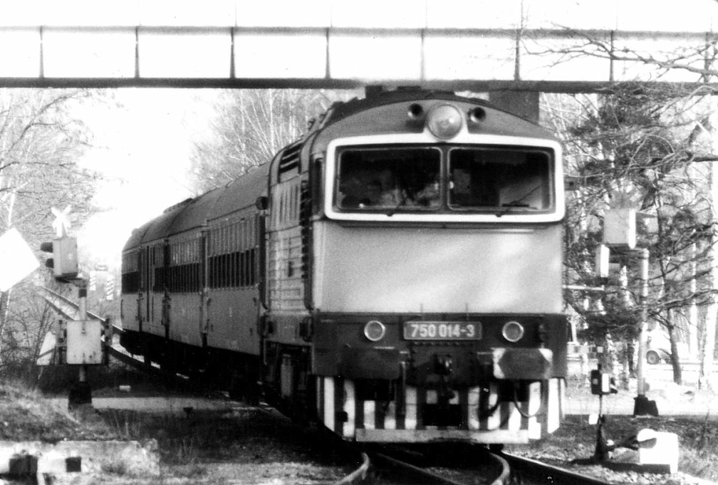 750-014-pardubice-zavodiste-1995 - 750-014-pardubice-zavodiste-1995.jpg 750-014-pardubice-zavodiste-1995.jpg