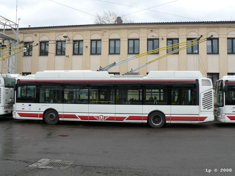 den-bez-trolejbusu-013.jpg