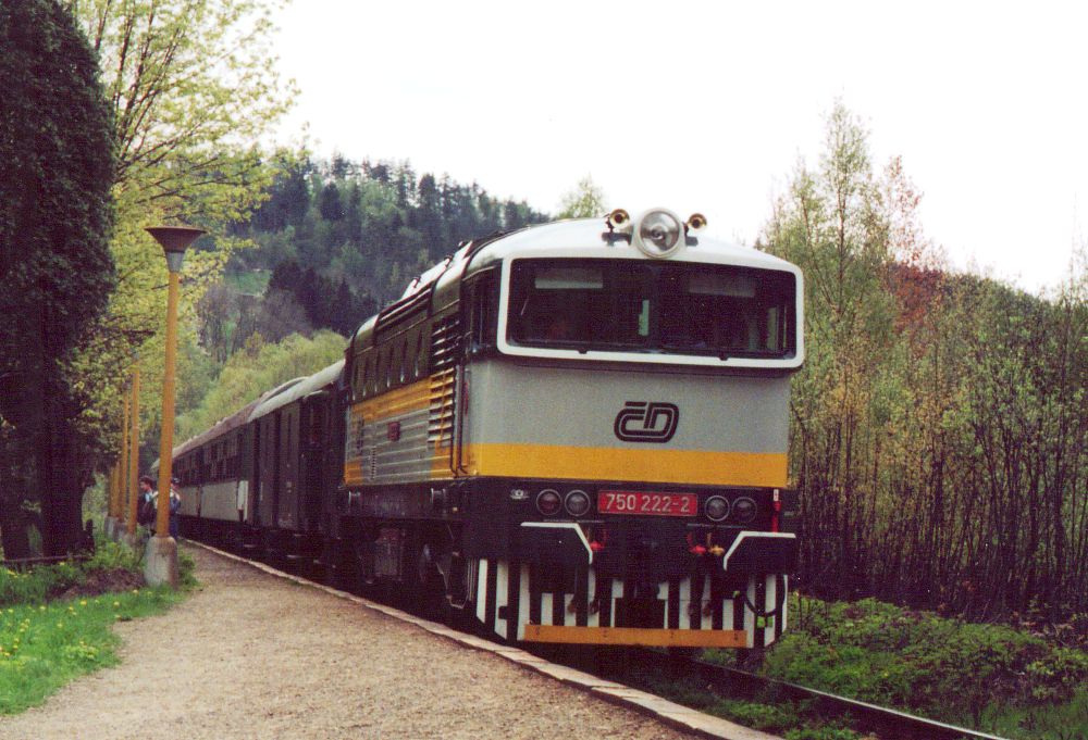 750-222-lisny-1997.jpg