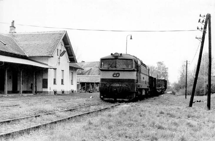 753229-chrastmesto-1996-2 - 753229-chrastmesto-1996-2.jpg 753229-chrastmesto-1996-2.jpg